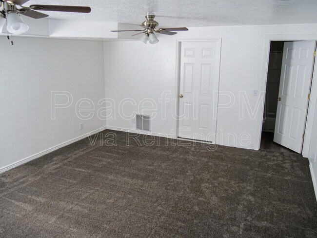 Building Photo - 1878 Juniper Dr