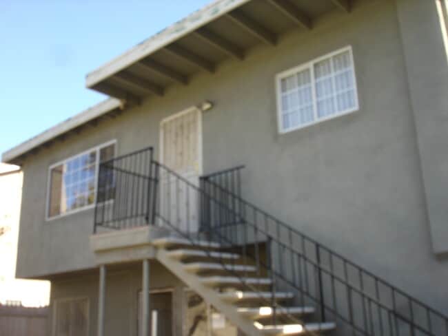 Building Photo - 1 car garage alley entrance