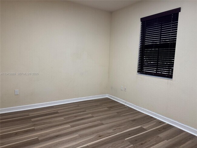 Building Photo - 9132 SW 227th Ln