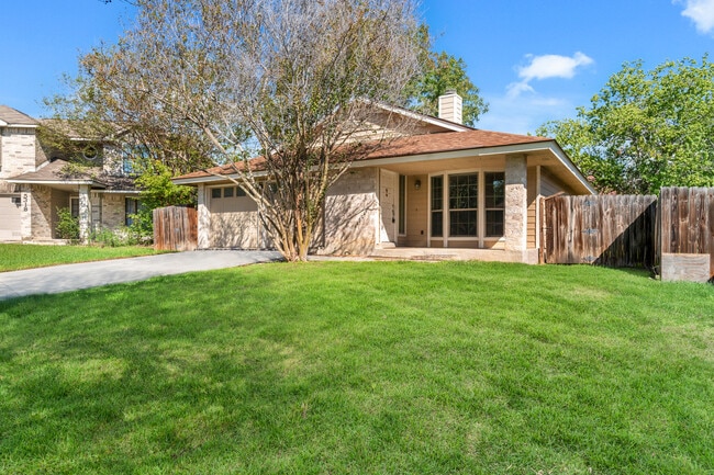 Building Photo - 5314 Lake Golden Dr