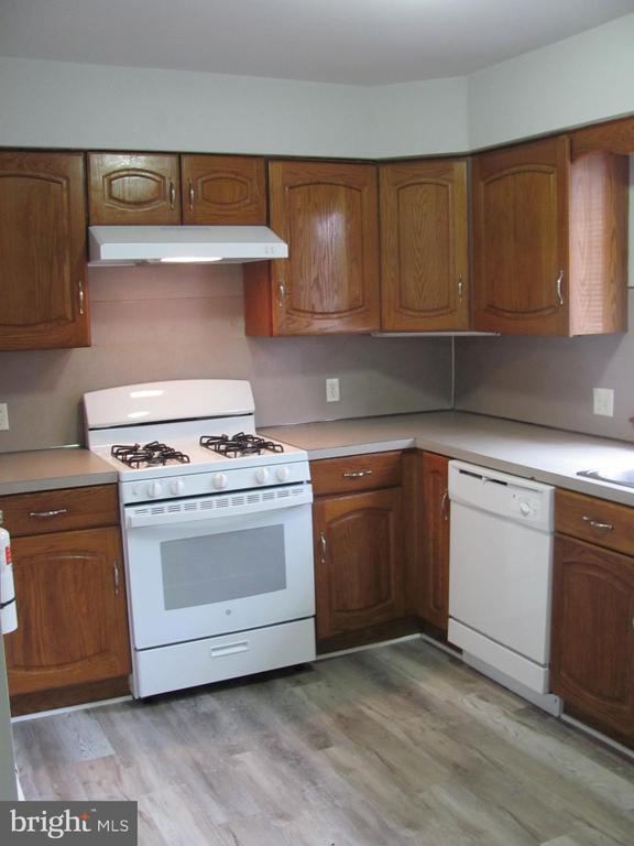 Building Photo - 516 Morgan Ave