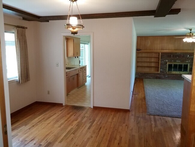 Primary Photo - 1 Acre of Property off Oasis Rd.