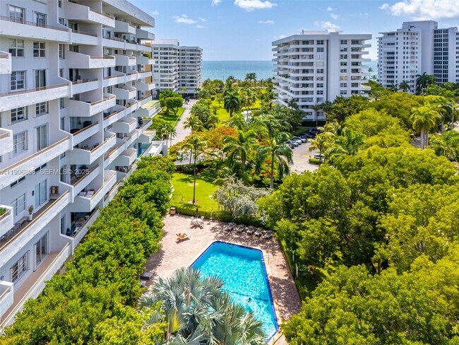 Building Photo - 155 Ocean Ln Dr