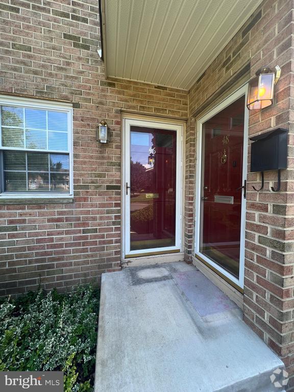 Building Photo - 46 Turtle Creek Dr