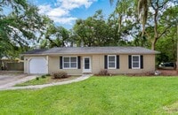 Building Photo - 3 bedroom 2 bath home in Village Green