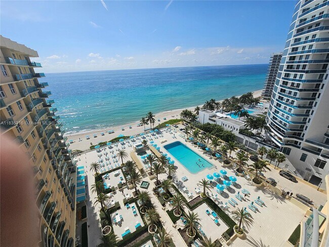 Building Photo - 2501 S Ocean Dr