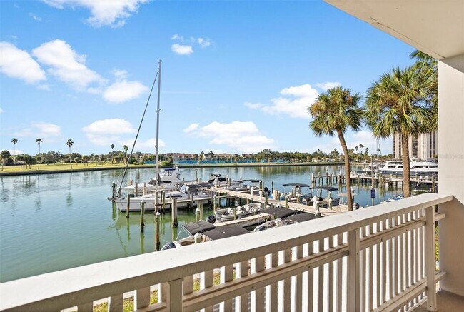 Building Photo - 450 Treasure Island Causeway