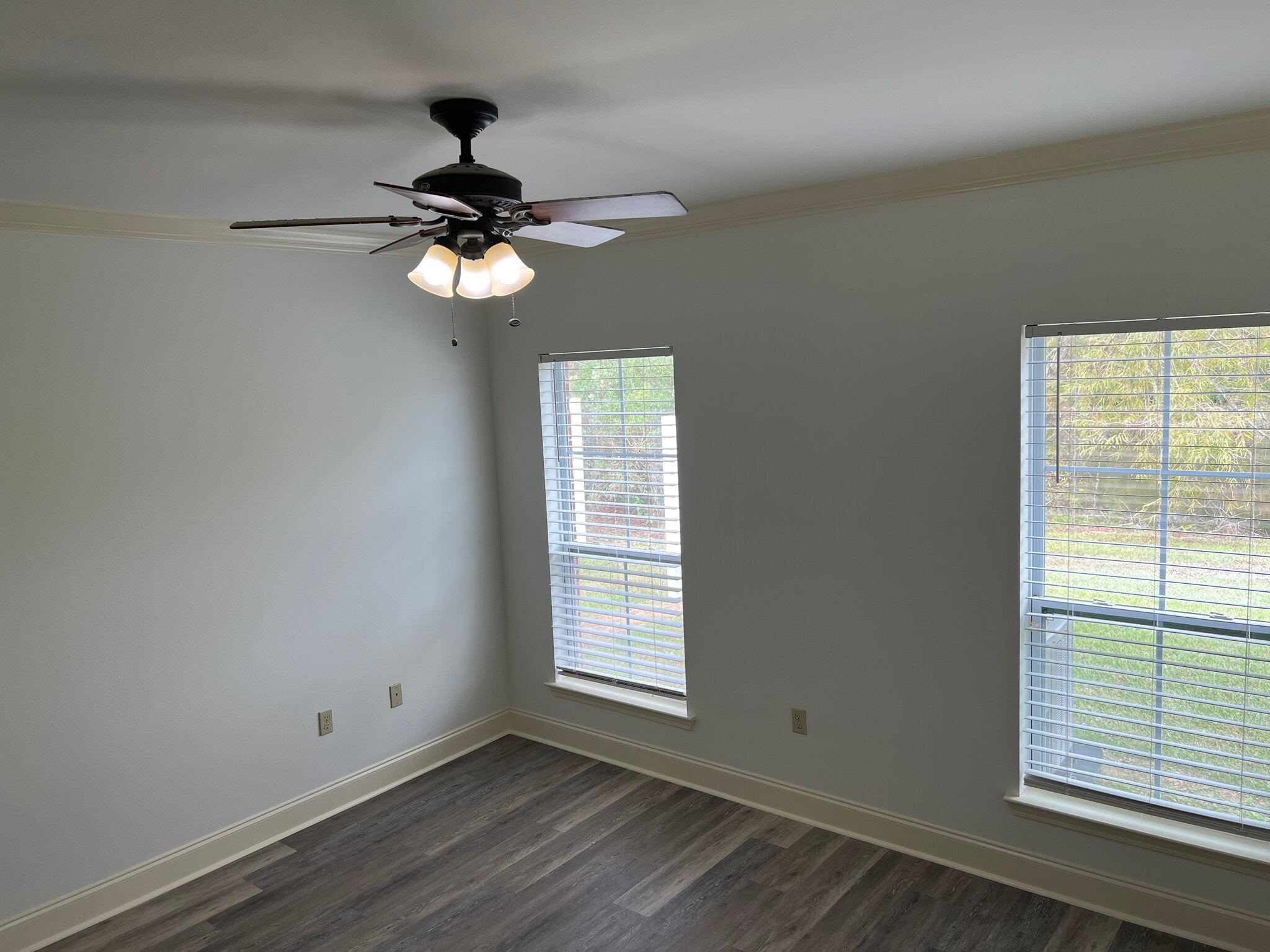 Master Bedroom - 37140 Woodgate Ave