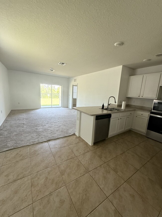 Building Photo - 800 Brooklet Dr