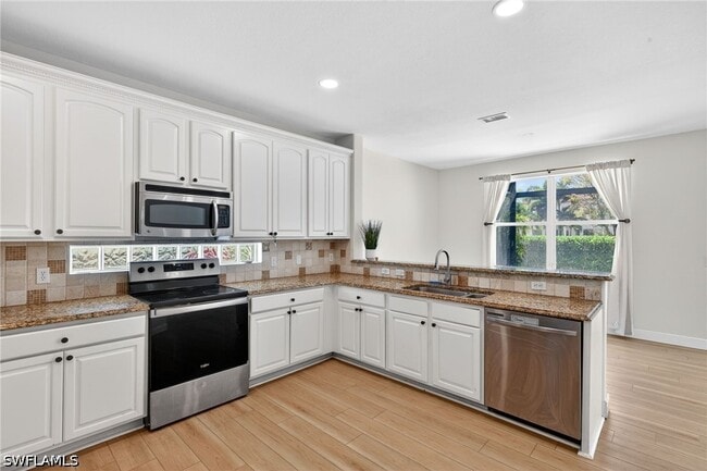 Building Photo - 9734 Silvercreek Ct