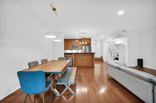 Building Photo - 21385 Marina Cove Cir