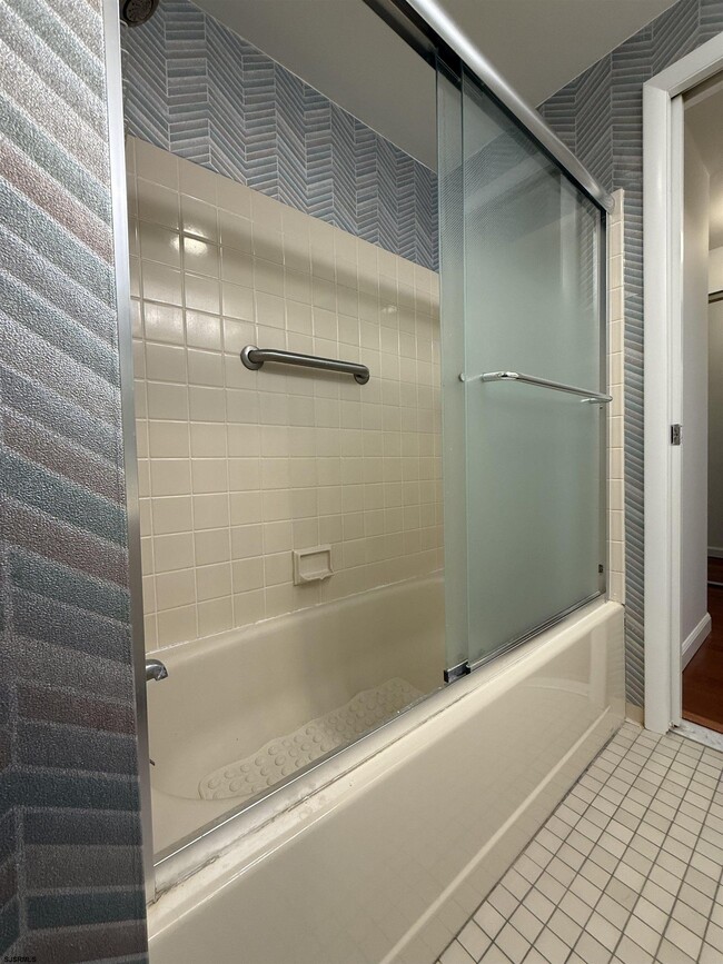 Building Photo - 3101 Boardwalk