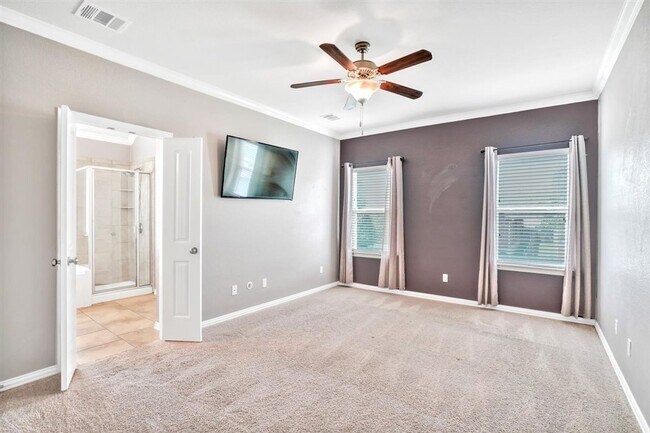 Building Photo - 617 Rancho Verde Dr