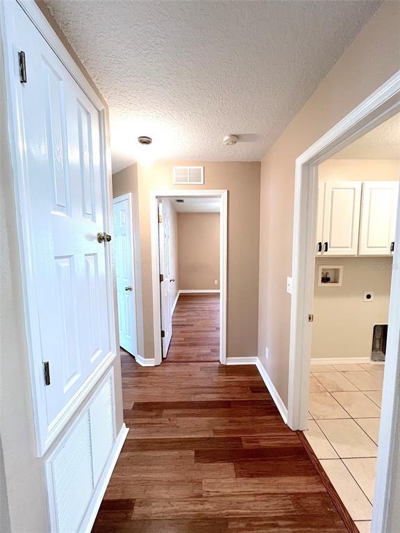 Building Photo - 70 Pheasant Dr