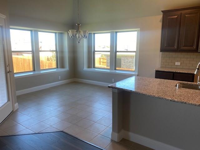 Building Photo - 2609 St Lawrence Dr