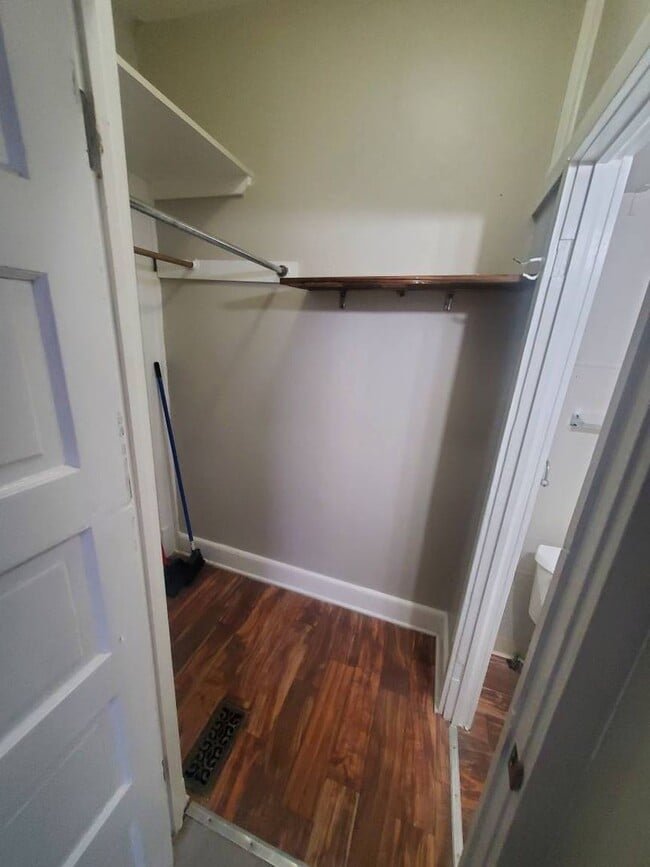 Building Photo - 4239-4241 W 24th St