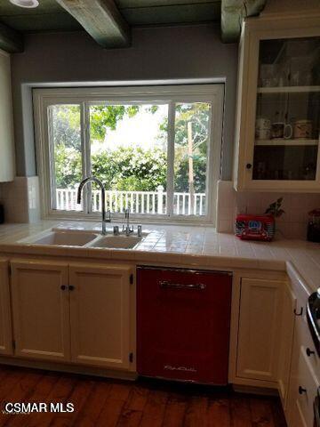 Building Photo - 885 Boxthorn Ave