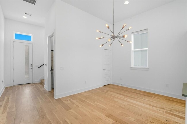 Building Photo - 5432 Agatha Cir