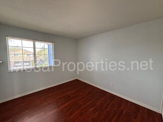 Building Photo - 20815 E Rocky Point Ln