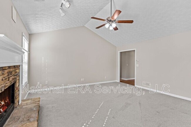 Building Photo - 185 Vintage Dr