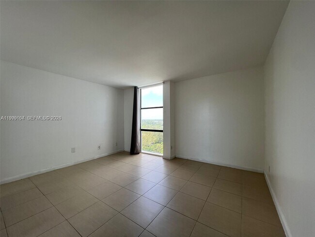 Building Photo - 13499 Biscayne Blvd