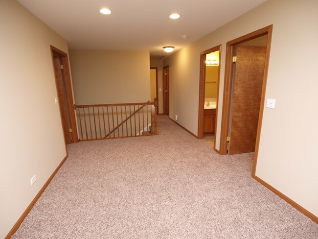 Building Photo - 8116 Bluestem Ave