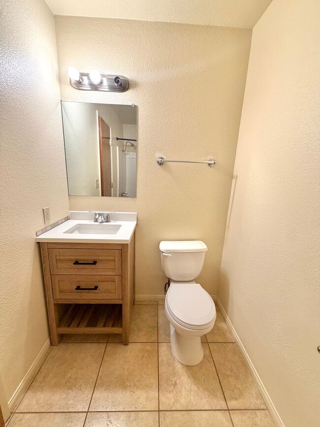 Building Photo - 71768 Buena Vista Dr