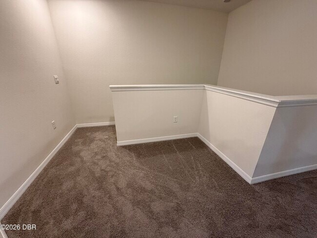 Building Photo - 2733 Silver Canoe Dr