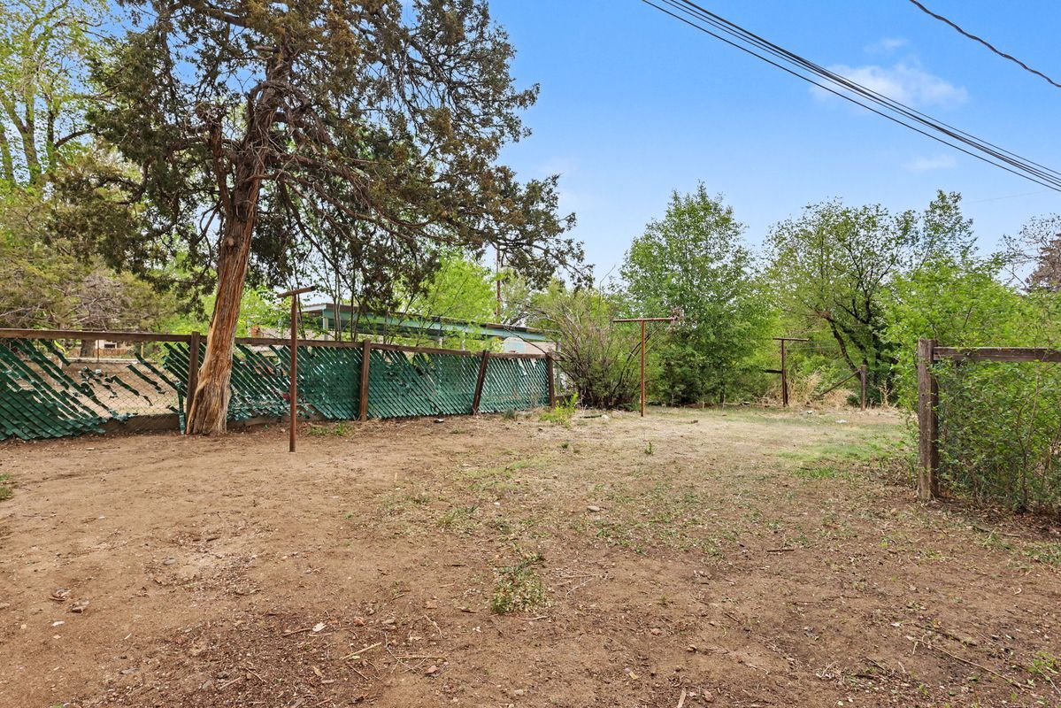 Building Photo - 1117 Cooper Ave