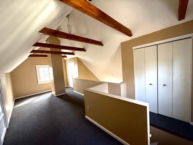 Building Photo - 117 Westmoreland Terrace