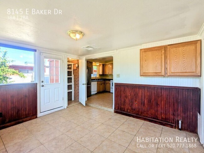 Building Photo - 8145 E Baker Dr