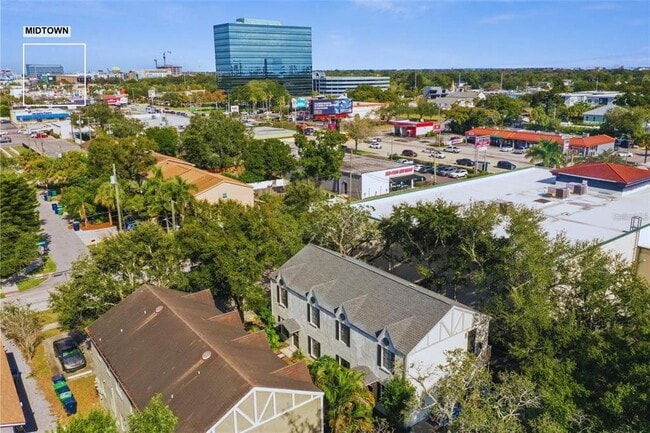 Building Photo - 3810 W Cleveland St