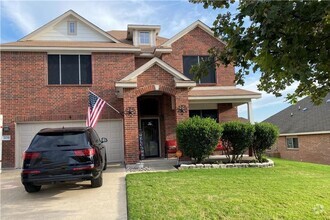 Building Photo - Beautiful 3-bedroom 2.5 bathroom home in S...