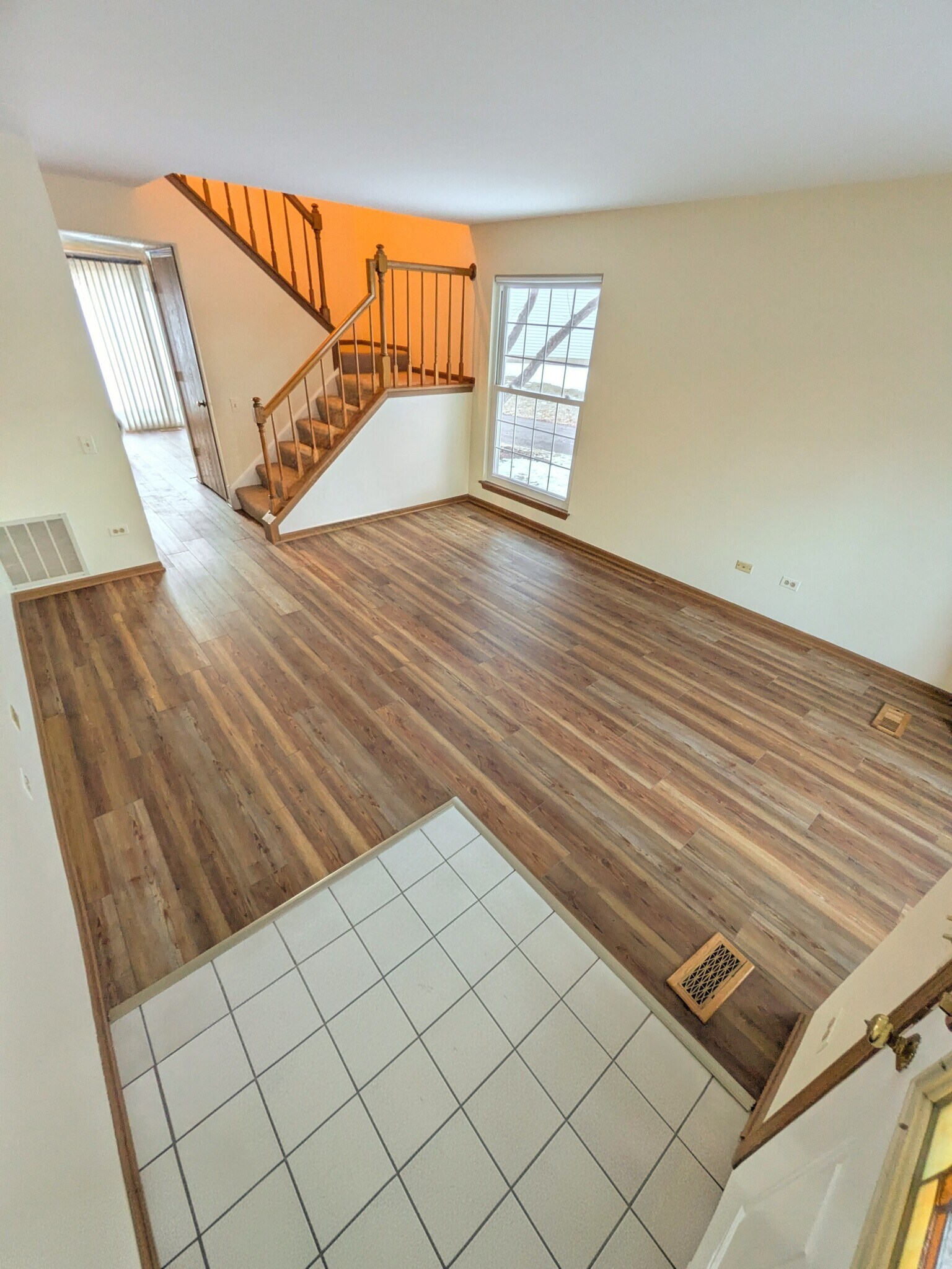 Building Photo - 28 N Oltendorf Rd