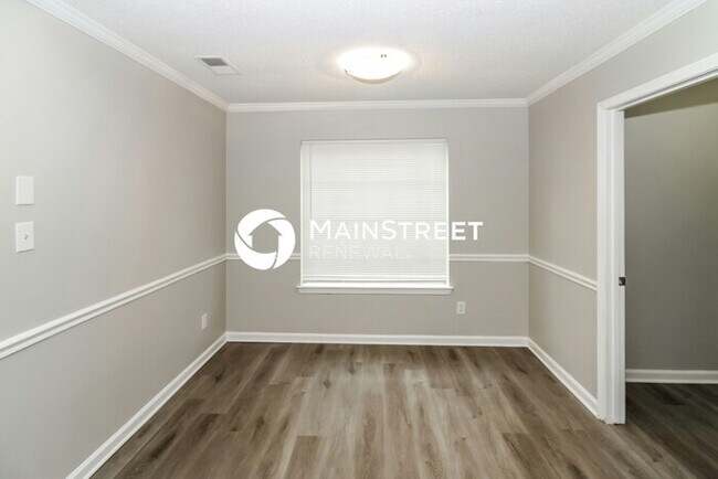 Building Photo - 3 Bedroom Pet-Friendly Home in Cordova, TN with Main Street Renewal