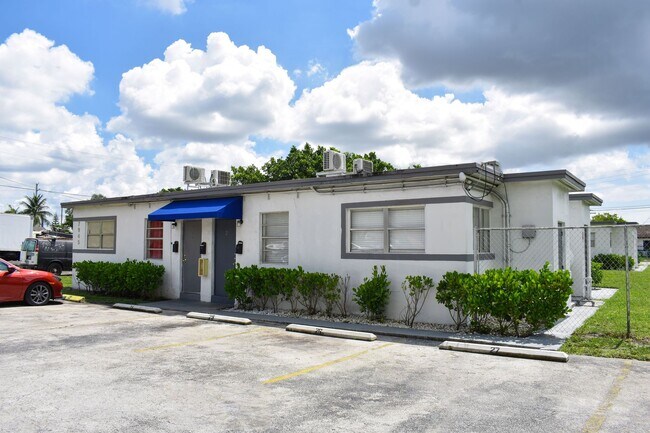 Building Photo - AVAILABLE NOW: For Rent -1/1- $1,550 near ...