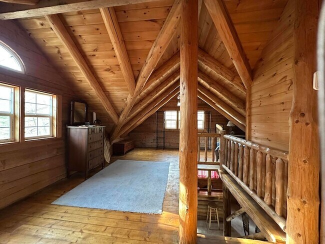 Building Photo - 14 Car Mar Ln