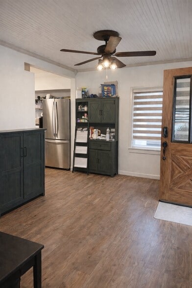Building Photo - 3275 Wedgewood Ct SW