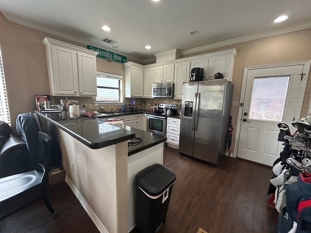 Building Photo - 1705 Boardwalk Ct