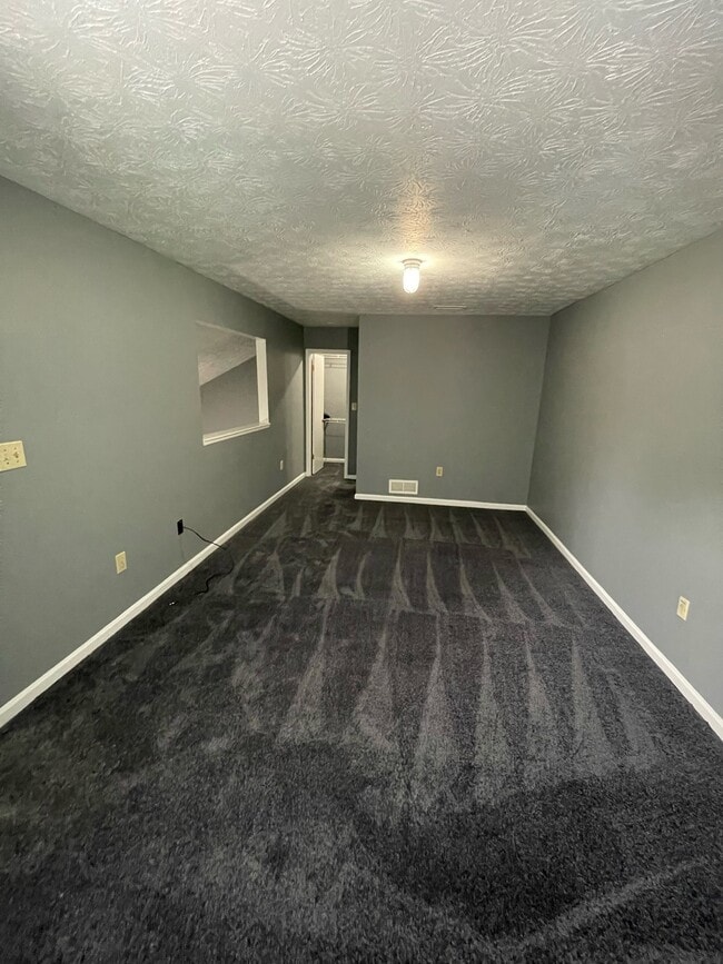 Building Photo - 1652 Northridge Dr