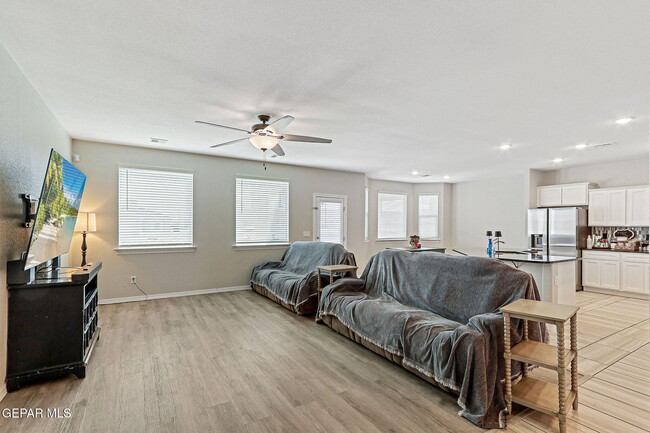 Building Photo - 2832 Mike Price Dr