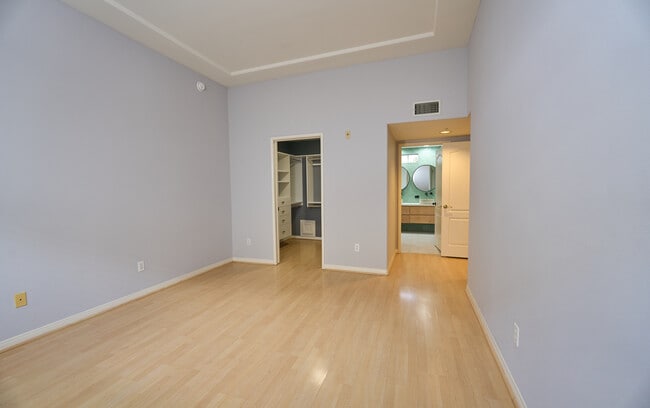 Primary BR 14.5 x 12.5 - 12060 Hoffman St