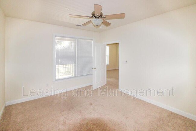 Building Photo - 2244 Ashley Crossing Dr