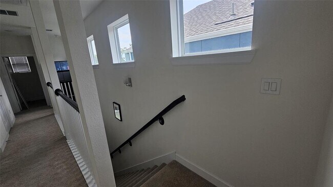 Building Photo - 3207 Cedar Dawn Ln