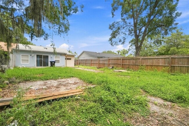Building Photo - 9966 Burl Way