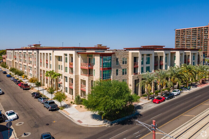 Elevation on Central 4650 N Central Ave Phoenix AZ 85012 Apartment