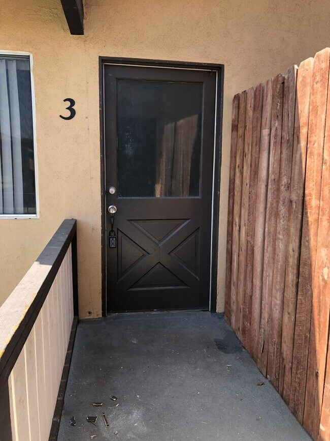 Building Photo - 16541 Kellog Cir