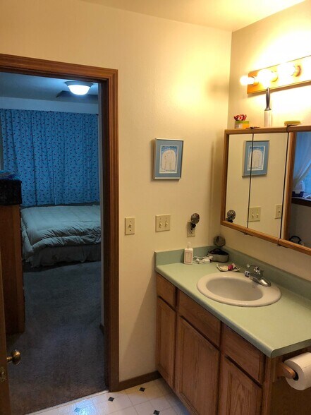 Bathroom with view back to Bedroom - 1323 Mendenhall Peninsula Rd