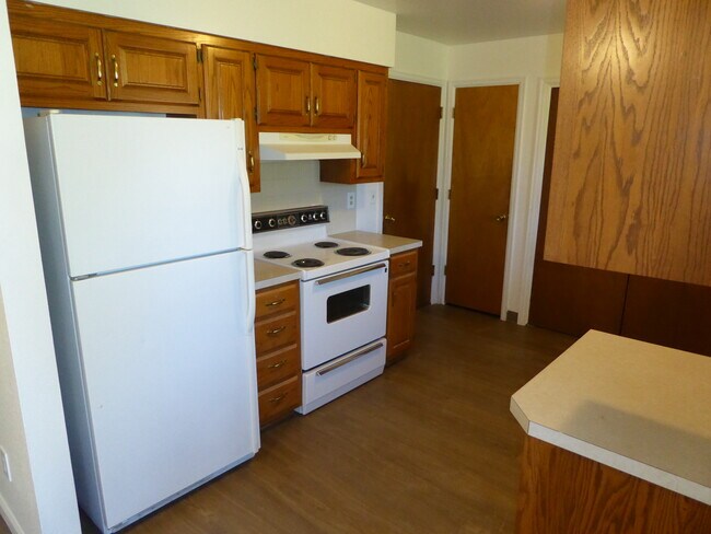 Building Photo - 808 Horizon Ave