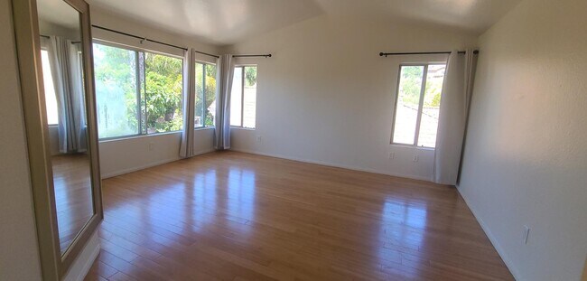 Building Photo - 1227 Corte Dulce